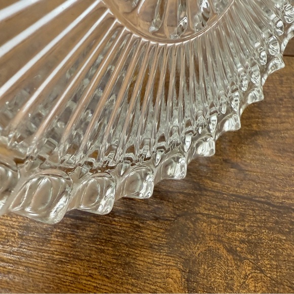 VTG Crystal Glass Daisy SUPER HEAVY DUTY Ashtray Round 7” Classy Grandpa Cottage - Picture 5 of 8